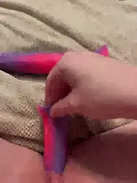 kenziebby0202 online show from January 6, 5:44 am