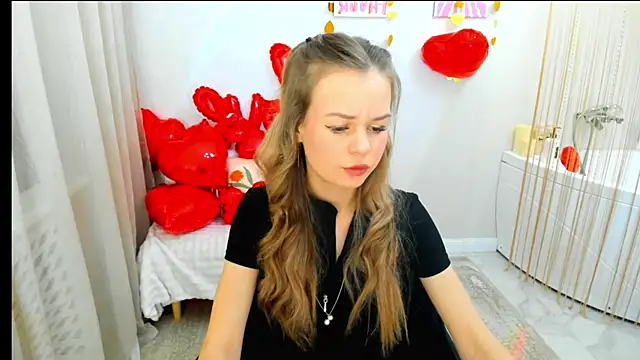 MidnighteAura online show from February 9, 6:28 pm