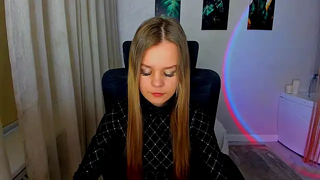 MidnighteAura online show from March 20, 3:29 am