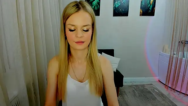 MidnighteAura online show from May 23, 5:56 pm