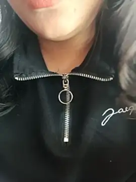 poojababydoll online show from December 18, 8:30 am