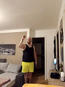 Chiemsee610 online show from April 7, 8:32 pm