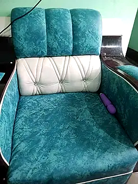 CherrychloeXO online show from April 1, 6:15 am