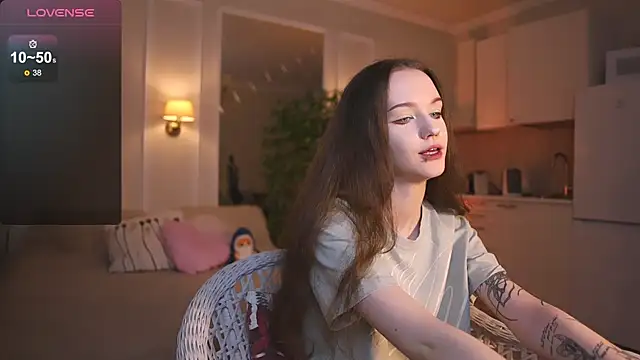 lunaice   online show from December 2, 8:05 am