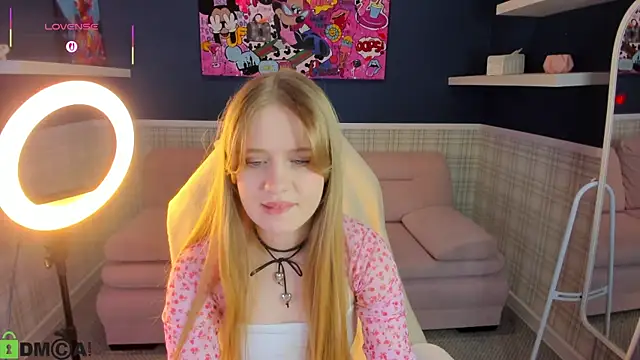 Victori Fox online show from April 18, 11:49 pm