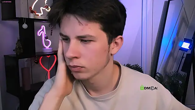 leo valor online show from January 14, 5:55 am