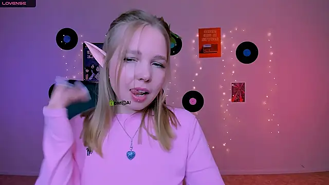 teya starling online show from April 20, 11:13 am