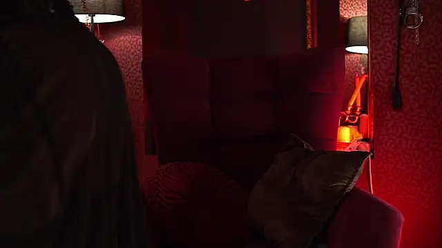 Roxa Lana online show from February 8, 9:23 pm