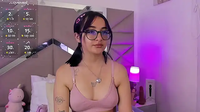 Dreammy Kitty online show from May 27, 1:07 pm