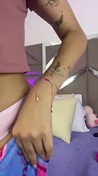 Dreammy Kitty online show from April 20, 1:13 pm