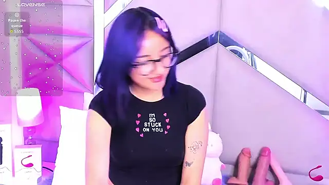 Dreammy Kitty online show from April 6, 2:07 pm