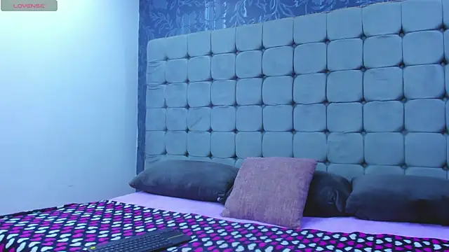 Messy Karol  online show from January 8, 1:39 pm