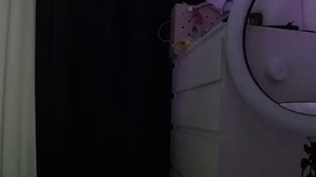 LucyRayy online show from February 12, 7:57 pm