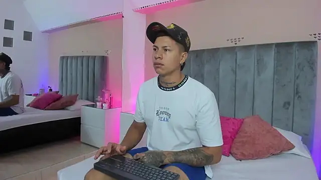 kaylaa sex online show from March 5, 1:19 pm