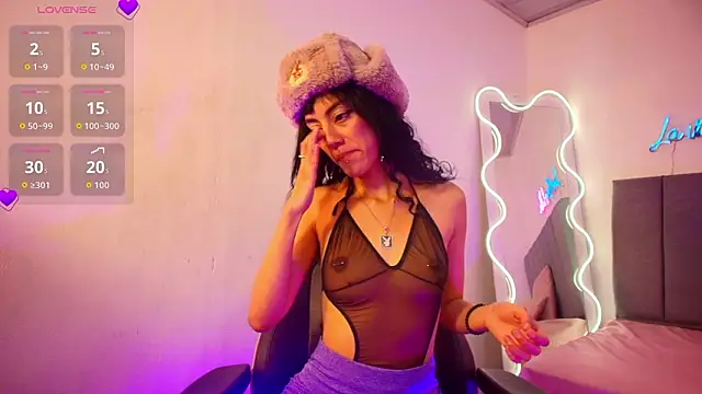 CHEERRY TAY1 online show from February 22, 11:45 am