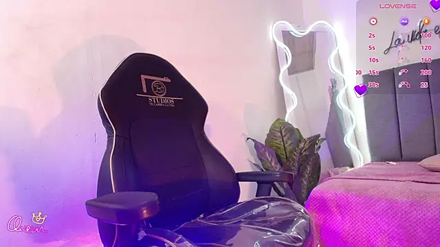 CHEERRY TAY1 online show from February 12, 7:13 pm