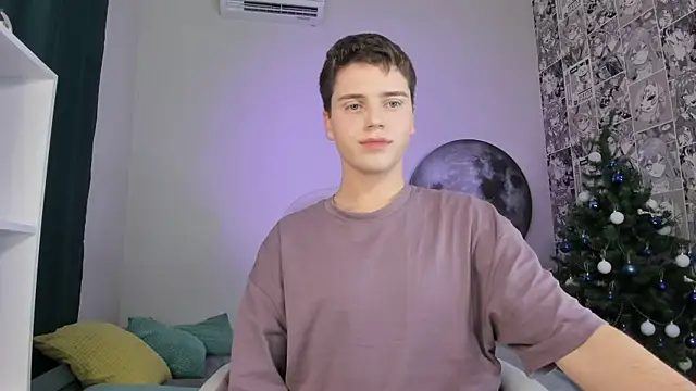 Olie Sparkle online show from December 15, 9:42 pm