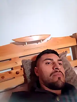 elputodiablo online show from January 17, 8:12 pm