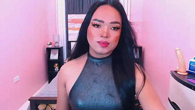 Fantacyloverr online show from March 5, 7:49 am