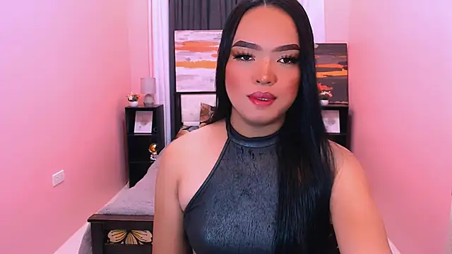Fantacyloverr online show from March 24, 8:36 am