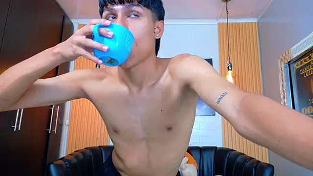 StormLuxX online show from February 14, 12:49 pm