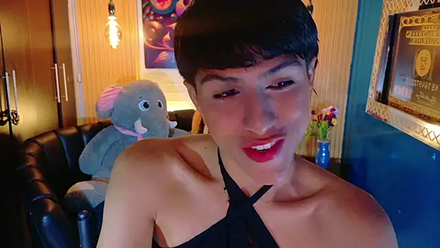 StormLuxX online show from April 2, 6:47 pm