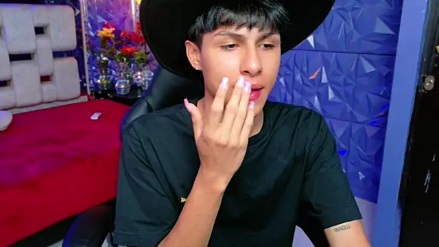 StormLuxX online show from February 26, 7:47 pm