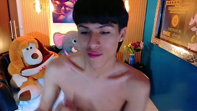 StormLuxX online show from April 8, 12:06 pm