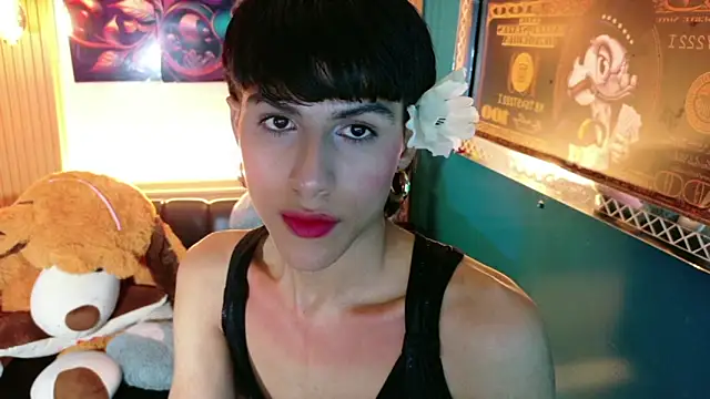 Snapshot of StormLuxX chatting on May 11, 4:04 pm StormLuxX online show from May 11, 4:04 pm