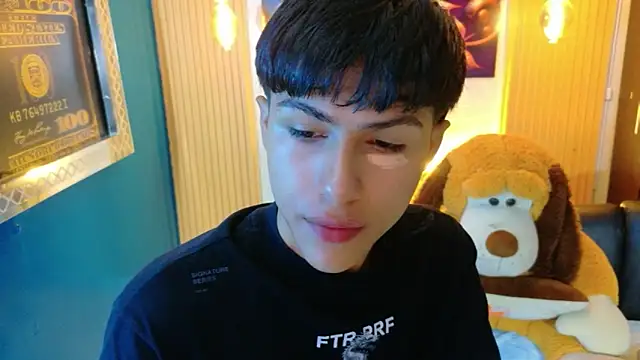 StormLuxX online show from March 19, 12:38 pm