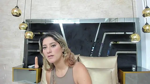 JulietaWales online show from January 7, 11:26 am