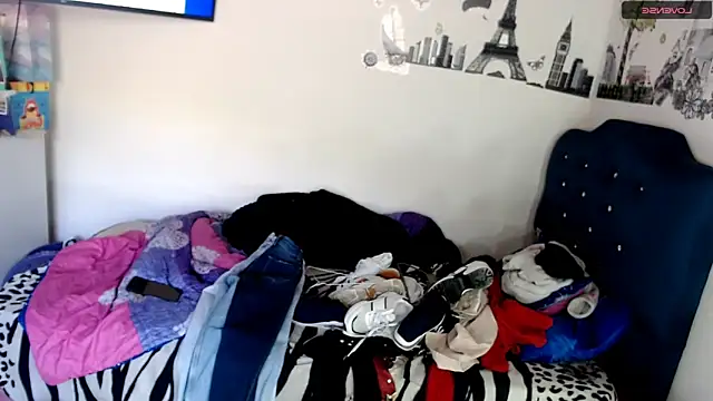 Snapshot of MisNicol chatting on January 18, 2:42 pm MisNicol online show from January 18, 2:42 pm