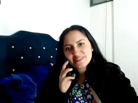 Snapshot of MisNicol chatting on February 12, 12:10 am MisNicol online show from February 12, 12:10 am