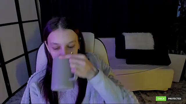 Snapshot of KrisDoeil chatting on December 15, 3:12 am KrisDoeil online show from December 15, 3:12 am