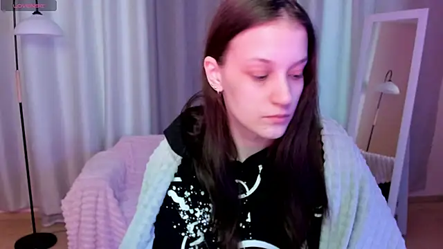 KrisDoeil online show from February 13, 2:11 am