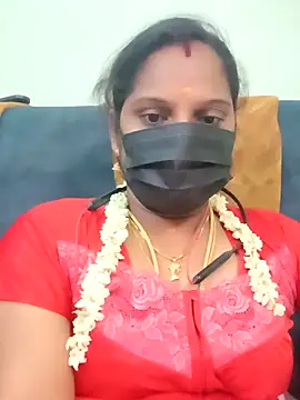 Tamil Pallavi online show from March 10, 7:51 pm