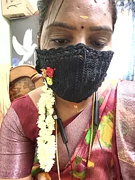 Tamil Pallavi online show from June 12, 4:21 am