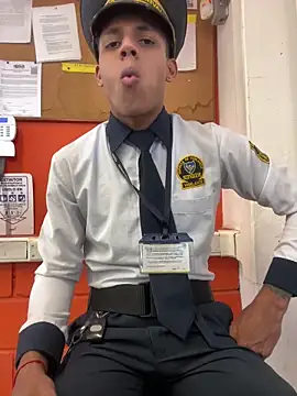 vispera online show from April 12, 8:45 pm