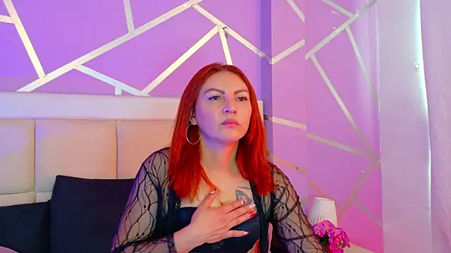 Dafnexxx online show from December 1, 5:36 pm