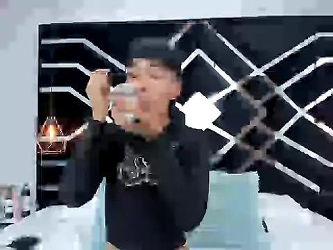 LittleNito online show from December 16, 12:42 pm