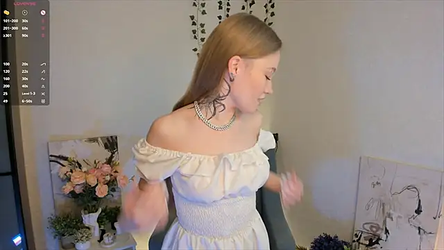 MaireLanda online show from February 17, 4:43 am