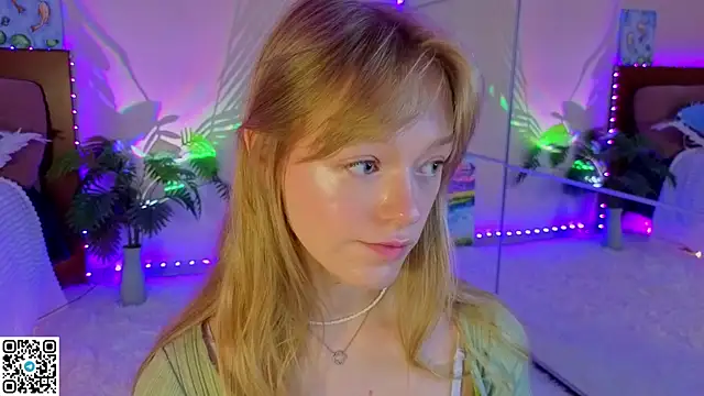 Snapshot of MatthewHoffis chatting on July 8, 9:48 pm MatthewHoffis online show from July 8, 9:48 pm
