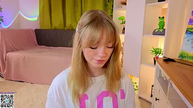 MatthewHoffis online show from April 4, 8:26 pm