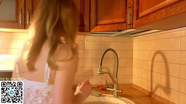 MatthewHoffis online show from March 27, 9:38 pm