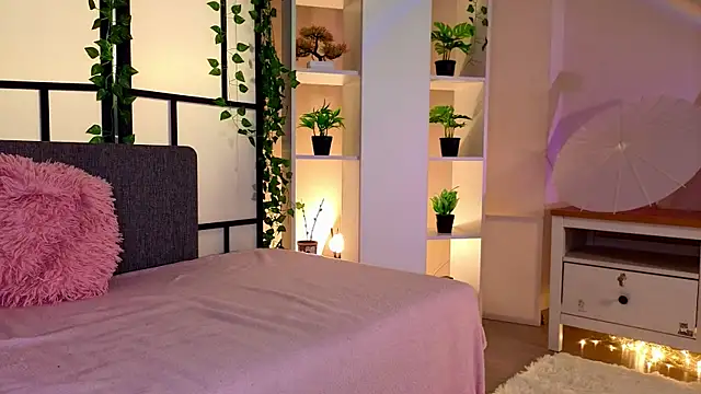 MatthewHoffis online show from March 18, 8:10 pm