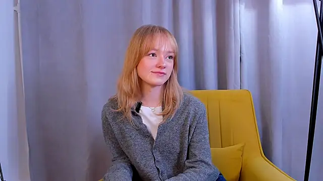 MatthewHoffis online show from December 2, 8:27 am