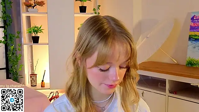 MatthewHoffis online show from March 26, 8:18 pm