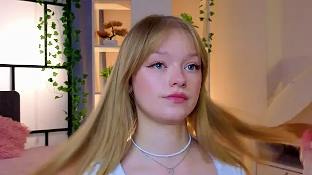 MatthewHoffis online show from March 25, 8:08 pm