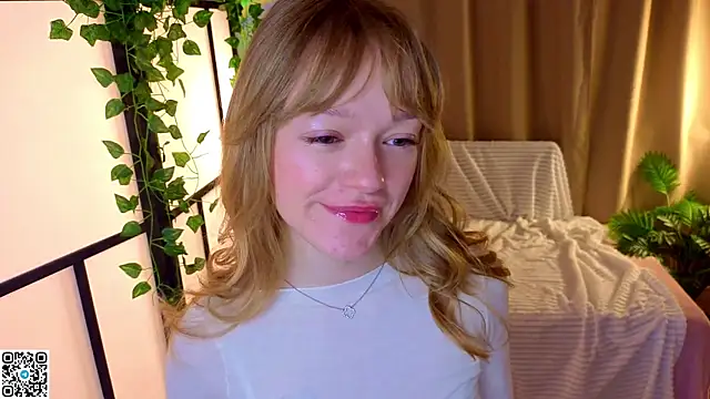 Snapshot of MatthewHoffis chatting on May 30, 8:14 pm MatthewHoffis online show from May 30, 8:14 pm