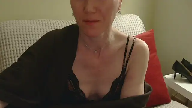 AuroraAG online show from April 11, 9:18 pm